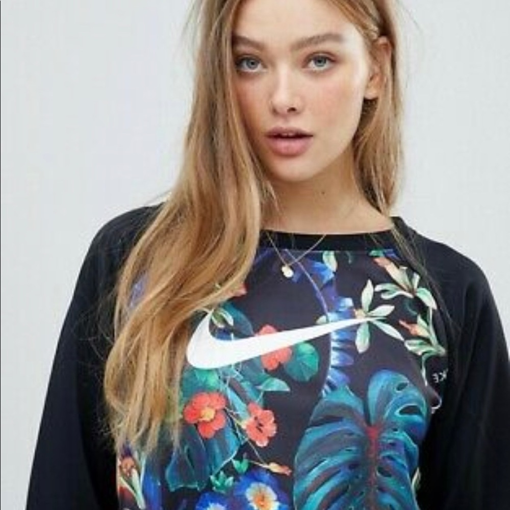 Nike Womens Sportswear Hawaii/Floral Print Crew-010 Black-Sizes Large